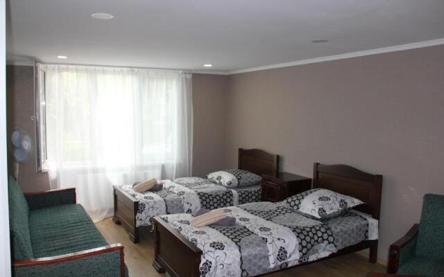 Tbilisi guesthouse Nini