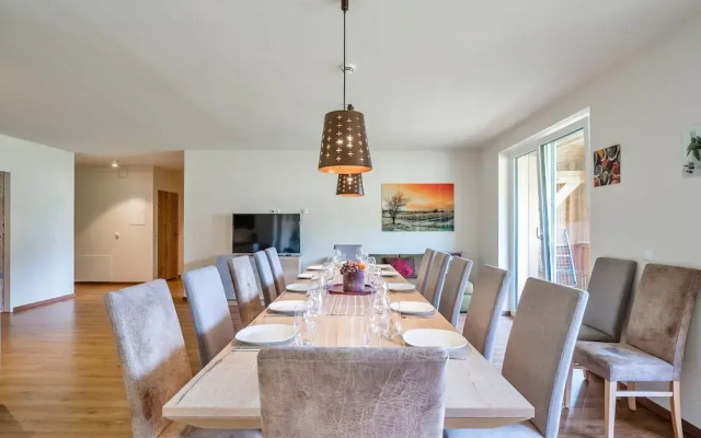 Spacious Apartment in Gosau near Ski Area