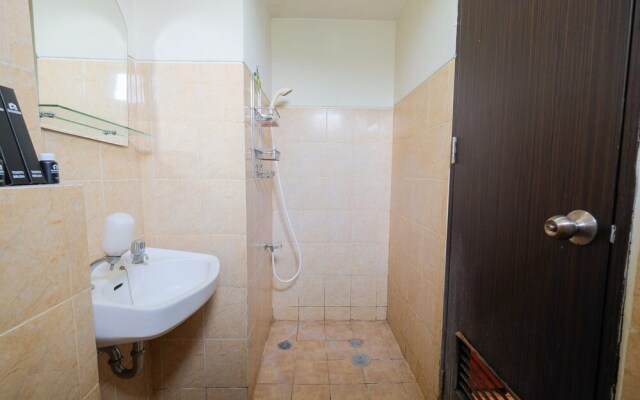 Contemporary Studio at Kebagusan City Apartment