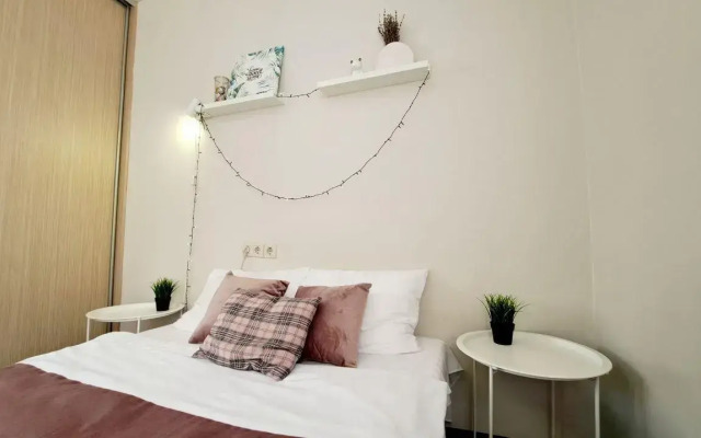 Apartments on Molodogvardeyskaya 2/7a street