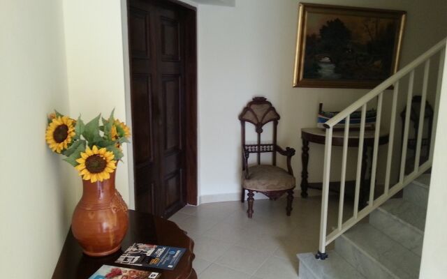 Akwador Guest House