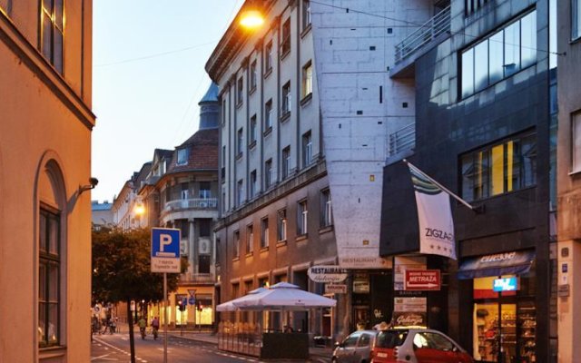 ZigZag Zagreb Apartments & Rooms
