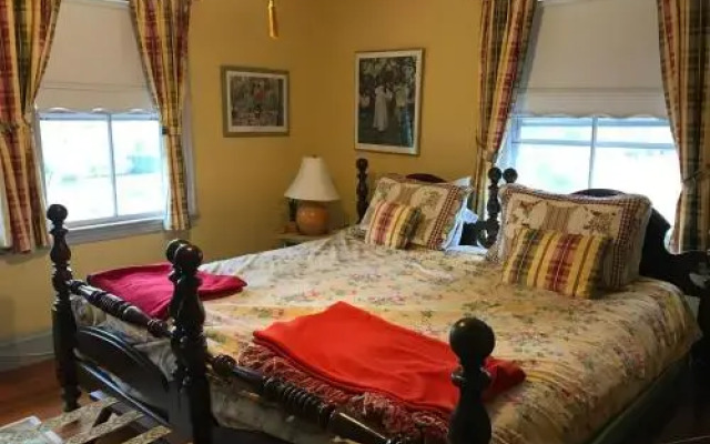 Cranberry Gardens Inn