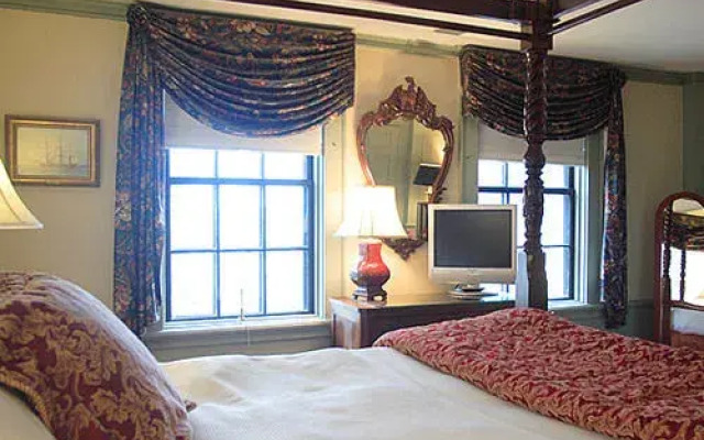 Samuel Durfee House B&B