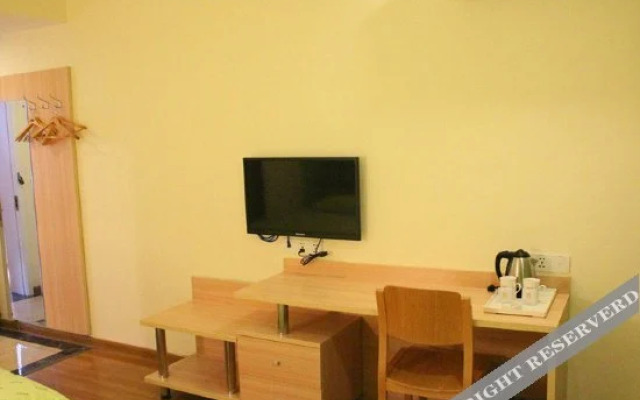 Longxiang Business Hotel