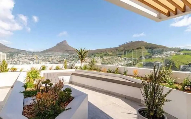 The Rubik Deluxe Apartment