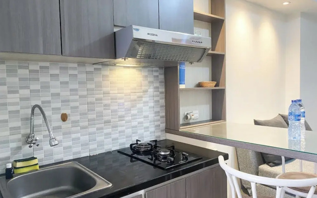 Well Furnished And Homey 2Br Bassura City Apartment