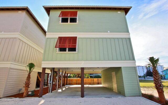 Romeo Beach by Youngs Suncoast