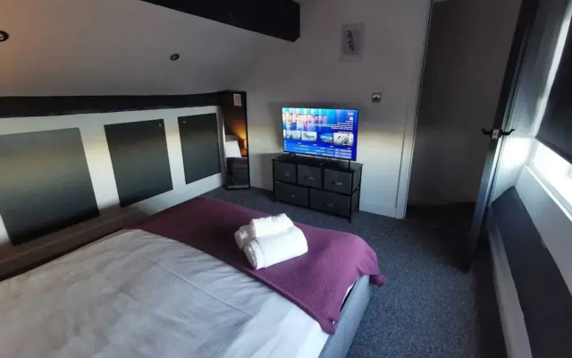 Holiday Home Near Mumbles Pier