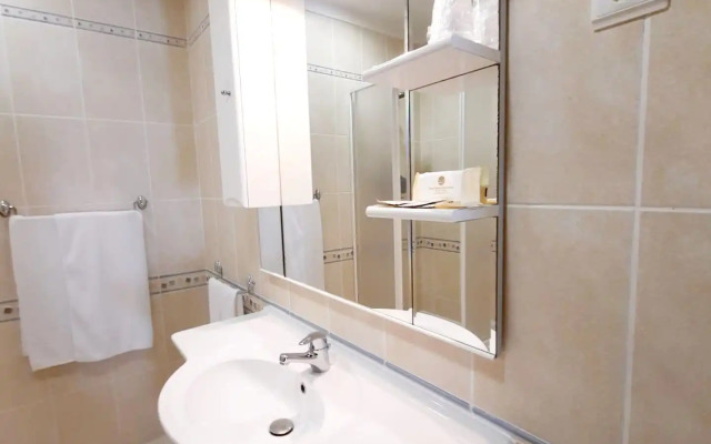 Milfontes Guest House