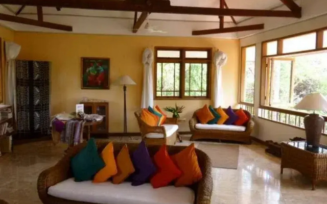 Udayana Lodge