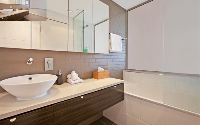 Darwin Waterfront Luxury Suites