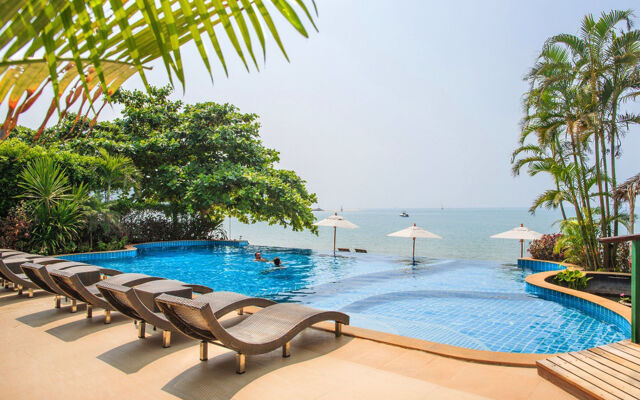 Sea Valley Hotel