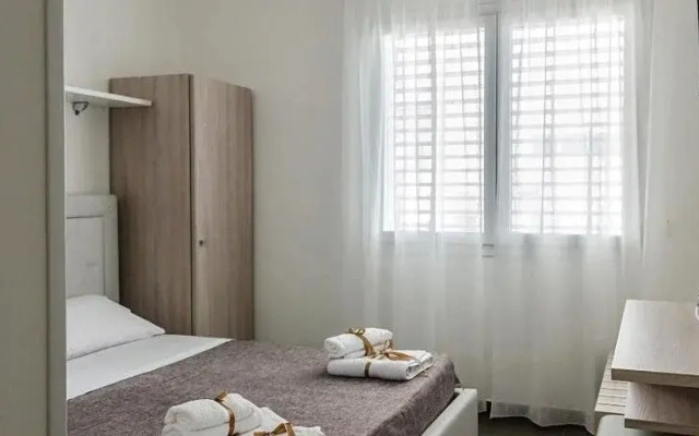 Galileo Suites & Apartments