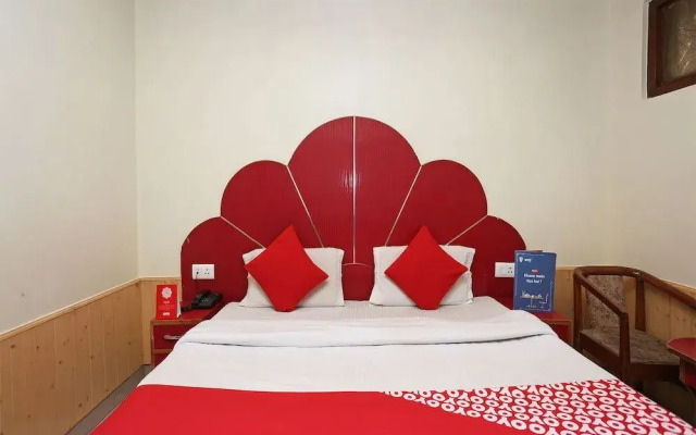 OYO 27002 H S R Ram Bazaar