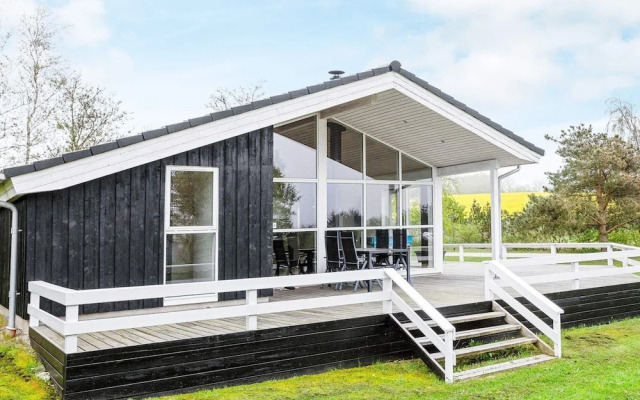 6 Person Holiday Home in Fjerritslev-by Traum