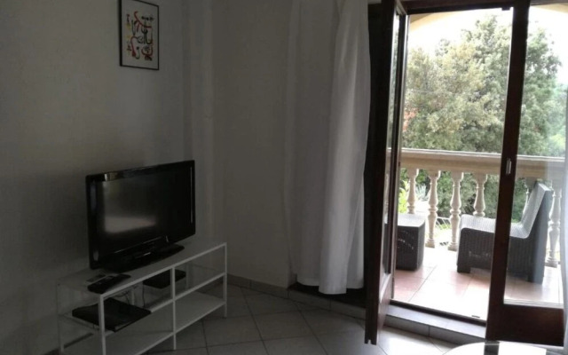 Xena - Comfort and Spacious - A4 Orange