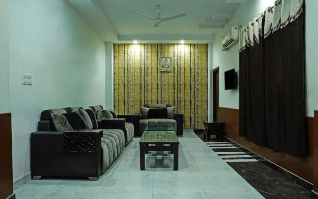 OYO 18895 Hotel Kartikay Grand