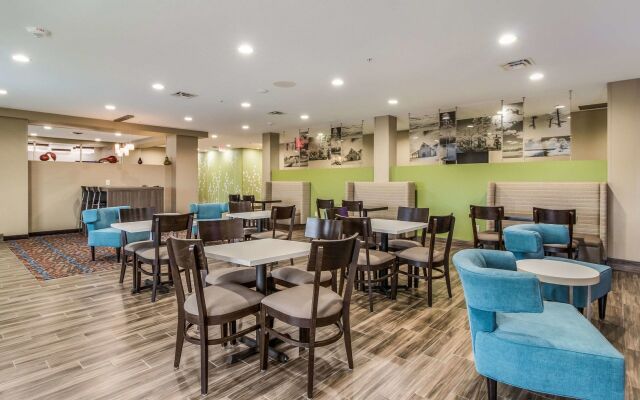 Sleep Inn at Discovery Park of America