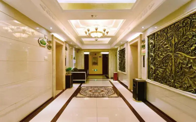 Vienna Hotel Shenzhen Railway station