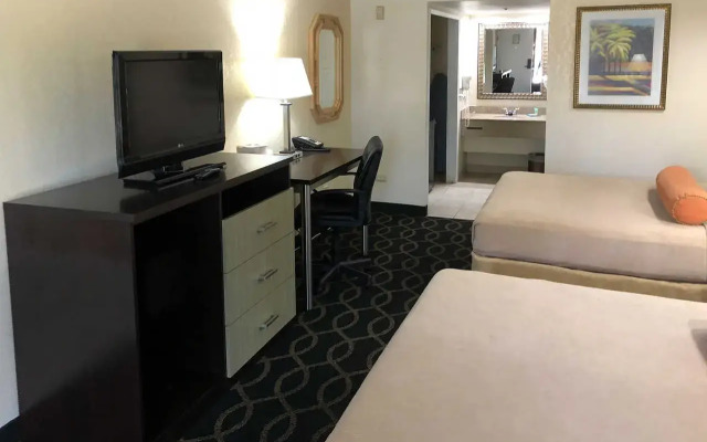 Clarion Inn Orlando International Drive - ICON Park