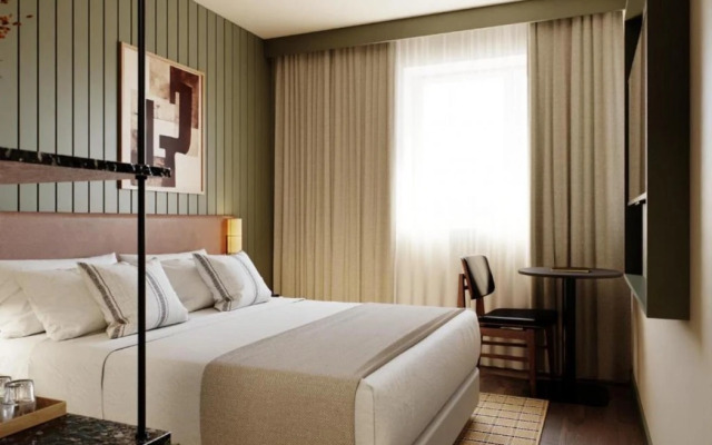 The Honest Budapest by Chic & Basic