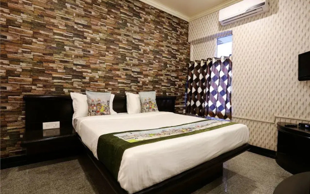 OYO 10348 Hotel Ashoka Regency