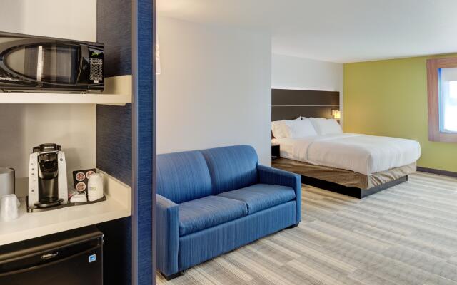 Holiday Inn Express Newberg - Wine Country by IHG