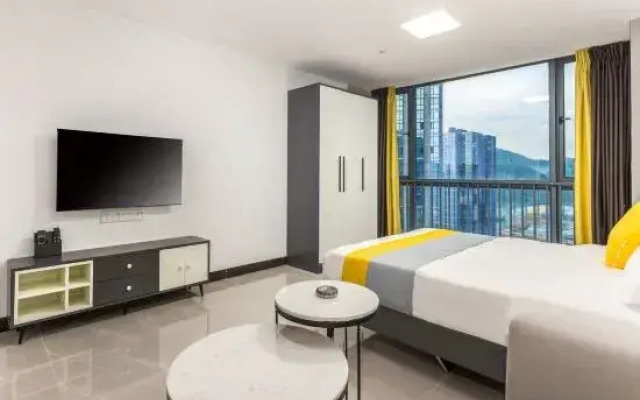 No.1 Apartment (Guangzhou Luogang Agile Plaza Shuixi Metro Station)