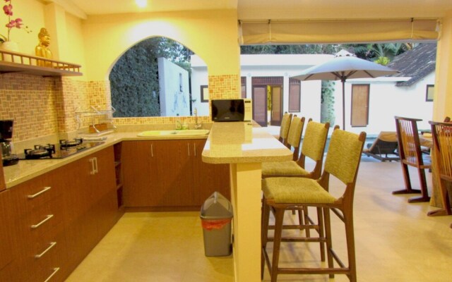 Aisha Family Villa