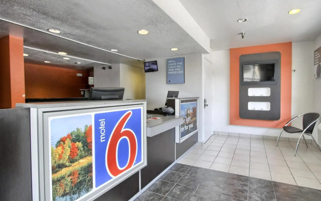 Motel 6 New Cumberland, PA - Harrisburg - Hershey South