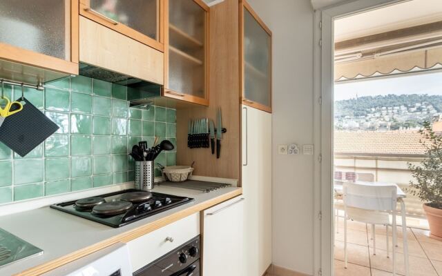 Elegant Holiday Home in Nice with Balcony