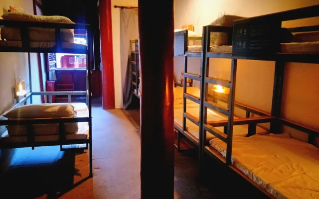 Xian Sahara Youth Hostel