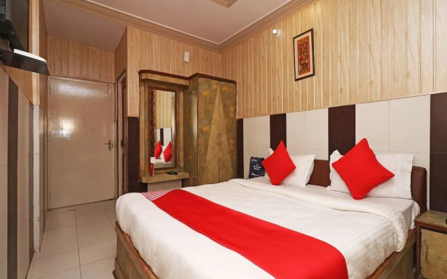 Hotel Golden Bangla by OYO Rooms