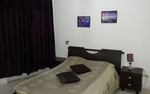 Spacious Very Modern Apartment Richly Furnished