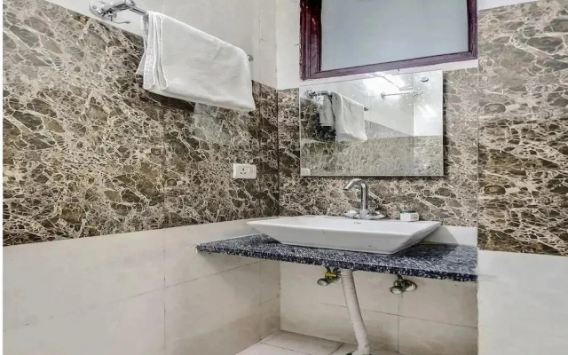 Delightful Studio Chhatarpur by OYO Rooms