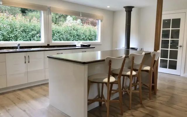 Belle of Bright – A Bright Escape