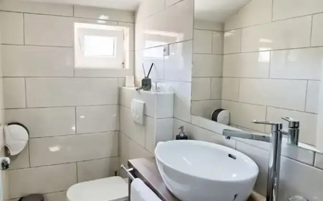 Boutique Rooms - With Pool - 8 - R302