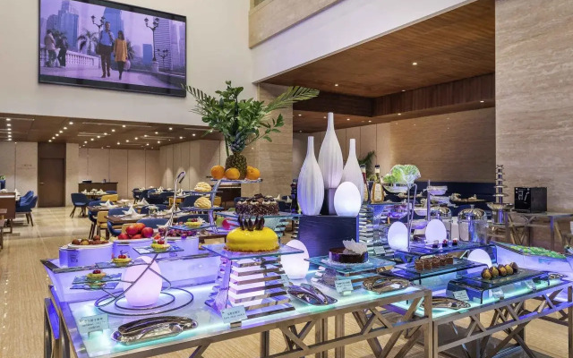 Novotel Qingdao New Hope Hotel