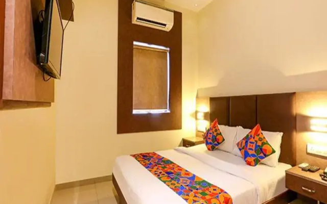 FabHotel West inn