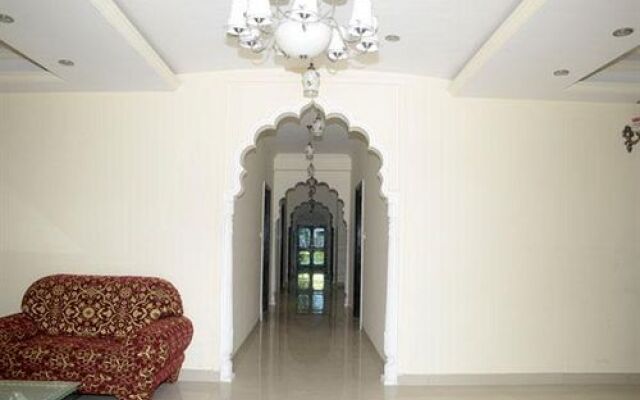 Hotel Malak Mahal