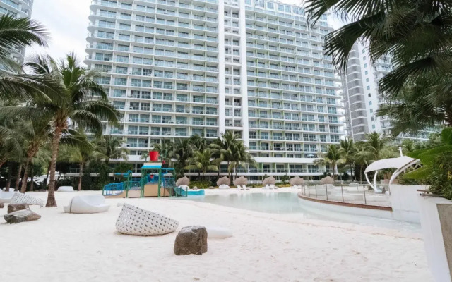 Azure Urban Resort Residences by Reddoorz