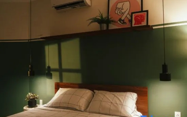 Spacious Duplex w/ Private Pool & City View – Guest Rooms – Ho Chi Minh City