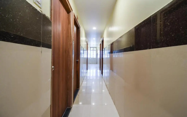 Hotel Ratan Deluxe by OYO Rooms