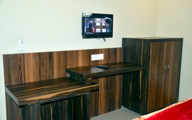 Hotel Heera Continental