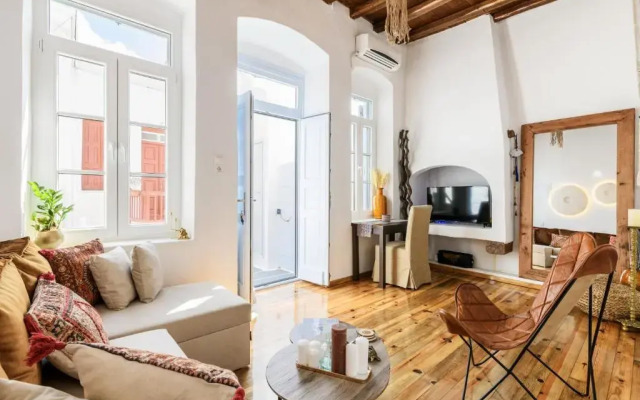 Seablue Town Maisonette
