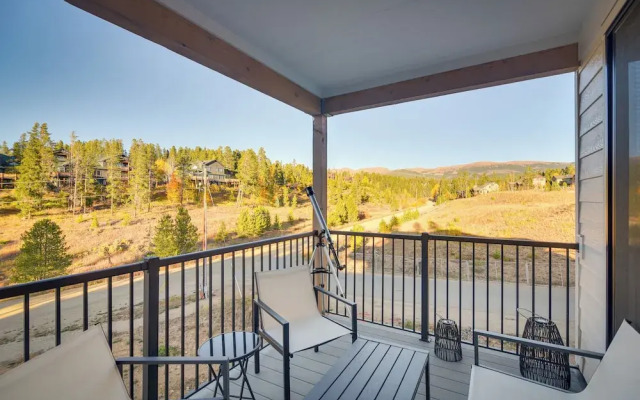 Mountain Retreat in Fraser w/ Garage & Deck!