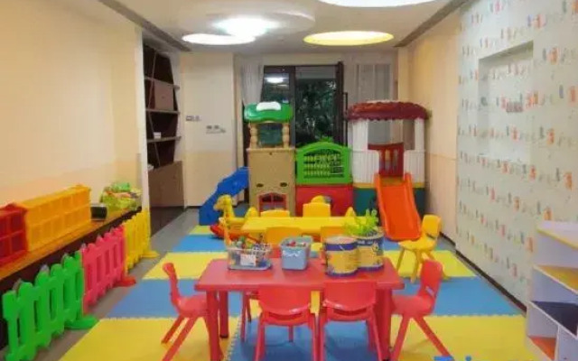 Jiazhihui Aihai Holiday Hotel (Zhujiajian Lvcheng Dongsha)