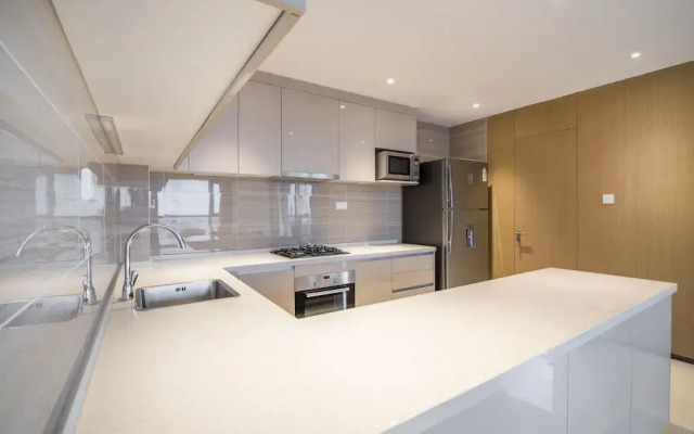 GTC 2Bedroom Skyline by YourHost