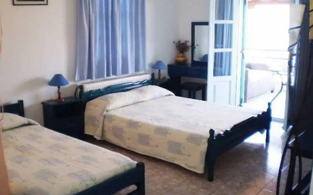 Dina Hotel